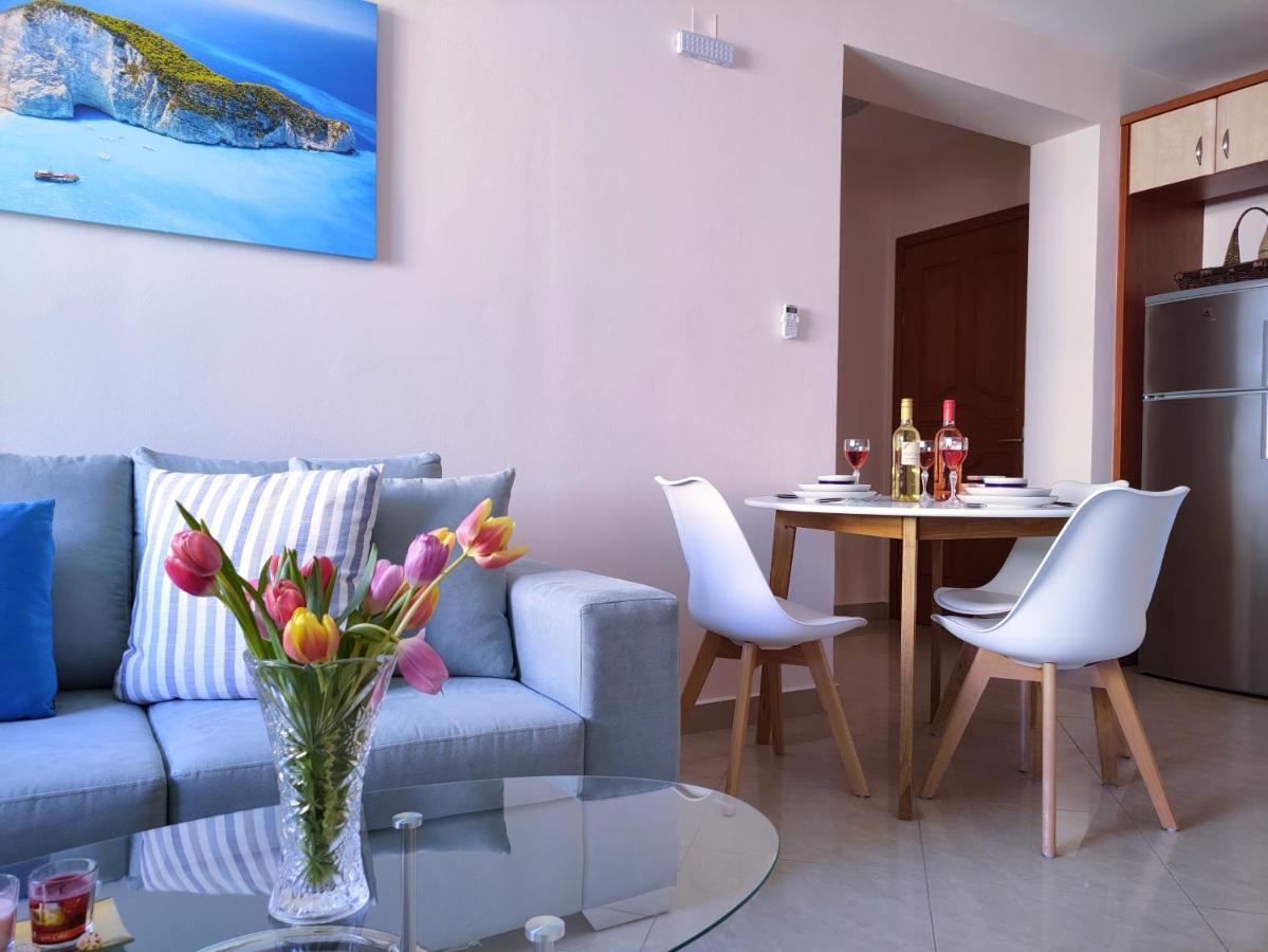 Blue Lagoon Luxury Apartment A1 아르고스톨리온 외부 사진